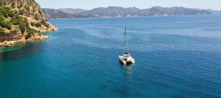 catamaran mediteranee