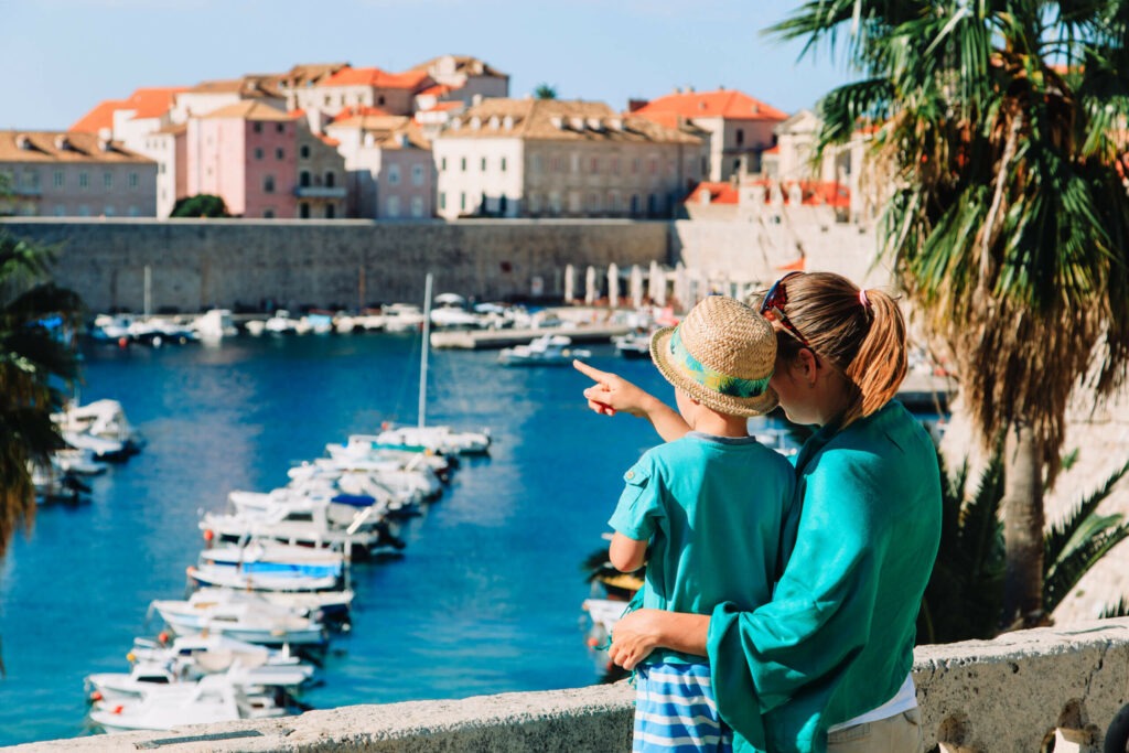 Clocation catamaran Croatie Dubrovnik famille port