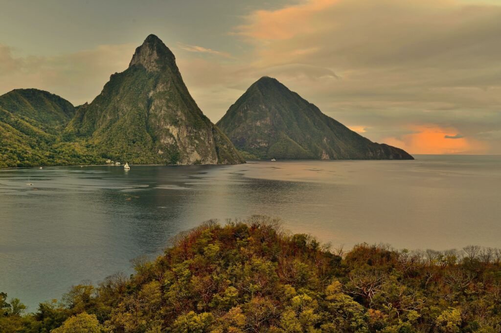 croisisere catamaran sainte lucie collines